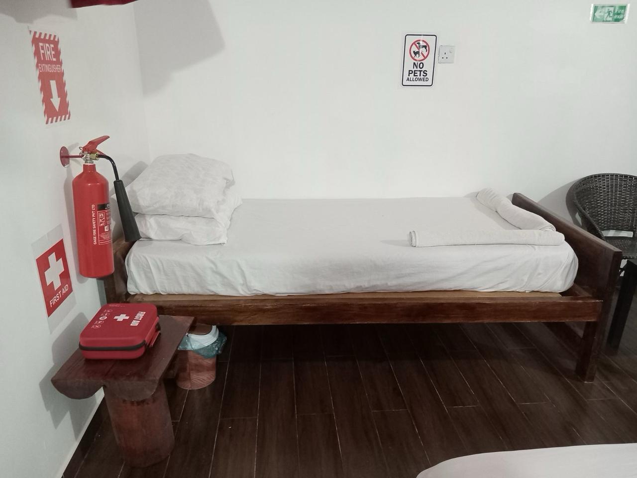 Triple Deluxe — seating area