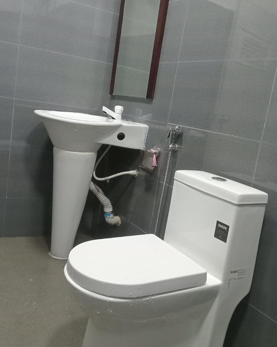 Triple Deluxe — seating area